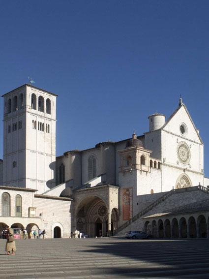 Ad Assisi viaggi responsabili intorno al mondo in un weekend