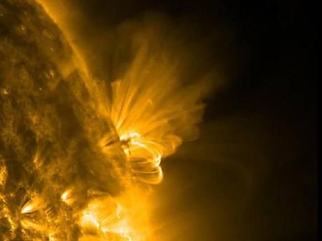 Tempesta magnetica in arrivo sulla Terra