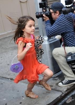 Suri Cruise schiva i paparazzi da vera diva!