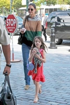 Suri Cruise schiva i paparazzi da vera diva!