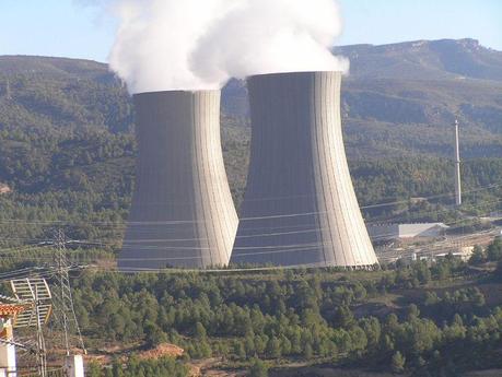 Esplosione centro stoccaggio scorie nucleari in Francia!