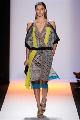 New York Fashion Week: BCBG Max Azria S/S 2012 collection - Collezione P/E 2012 di BCBG Max Azria