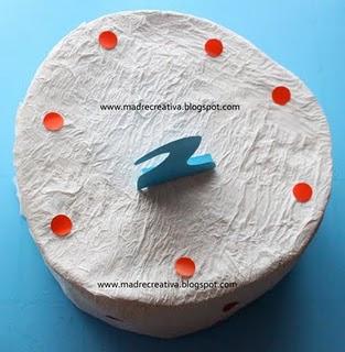 Pacco regalo a forma di torta