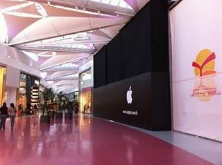 Nuovo Apple Store a Catania.