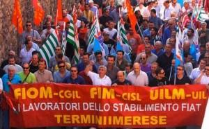 A Termini Imerese la lotta continua. Gli operai bloccano la produzione