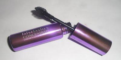 KIKO - False Lashes Concentrate Volume Top Coat Mascara