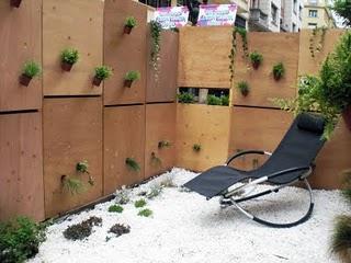 Un parcheggio che si fa giardino