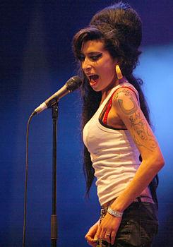 http://upload.wikimedia.org/wikipedia/commons/thumb/c/cf/Amy_Winehouse_f4962007_crop.jpg/245px-Amy_Winehouse_f4962007_crop.jpg