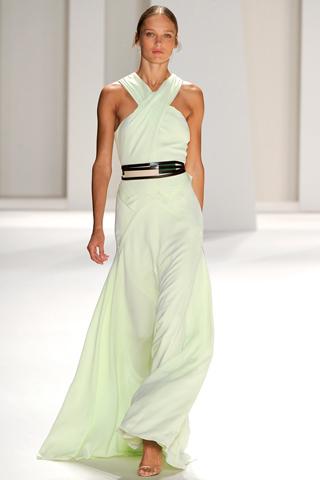 New York Fashion Week: Carolina Herrera P/E 2012