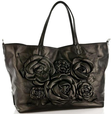 valentino-blac-roses-tiziana-fausti