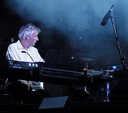 http://upload.wikimedia.org/wikipedia/commons/thumb/a/a4/Rickwright.jpg/250px-Rickwright.jpg