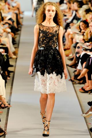 New York Fashion Week: Oscar de la Renta P/E 2012