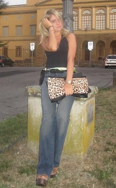 High-waisted jeans and Leopard clutch!