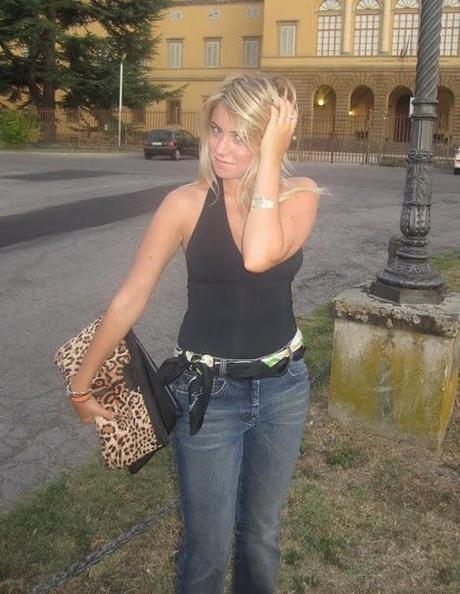 High-waisted jeans and Leopard clutch!