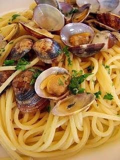 Spaghetti alle vongole in bianco