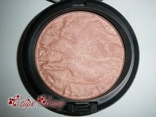 MAC Special Reserve Highlight Powder Rosé Olé