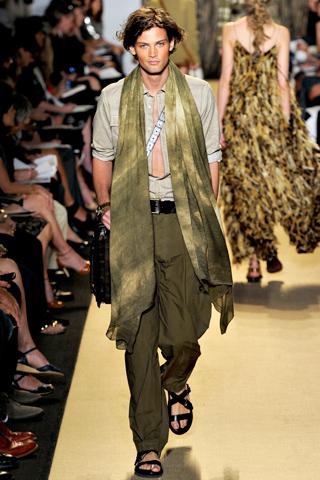 New York Fashion Week: Micheal Kors P/E 2012