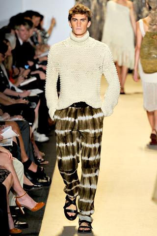 New York Fashion Week: Micheal Kors P/E 2012