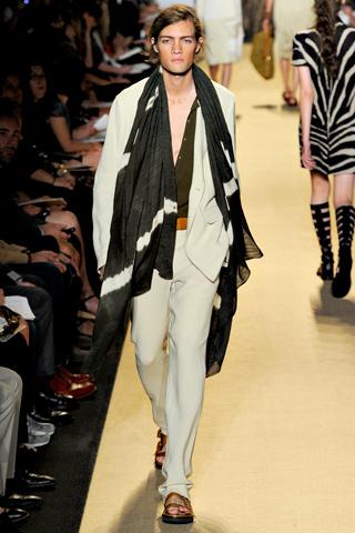 New York Fashion Week: Micheal Kors P/E 2012