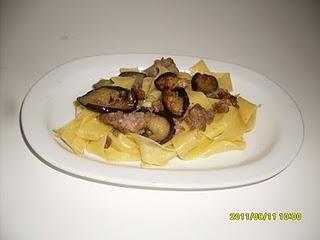 pappardelle salsiccia e melanzane