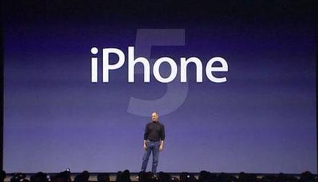 Il New York Times si sbilancia: la presentazione dell’iPhone 5 avverrà entro due settimane e le recenti custodie potrebbero essere autentiche