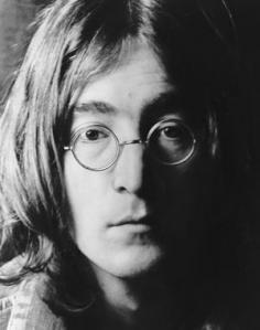 SU RAIDUE IL CRIMINE E’ ROCK. AL VIA ‘DELITTI ROCK’ NELLA PRIMA PUNTATA JHON LENNON