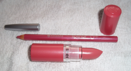 Review&Swatch; Essence: Cute Pink + All About Cupcake