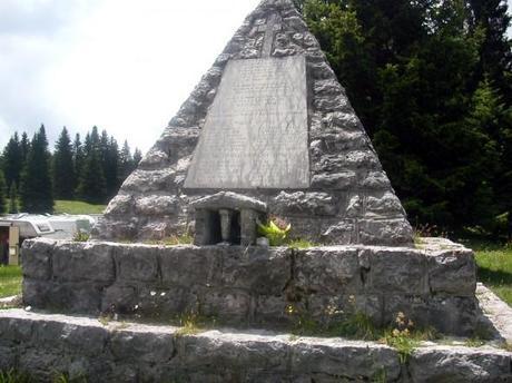 Malga Zonta “Quei là postadi al mur. Cantata per Malga Zonta.”: il racconto della Resistenza tra dialetto e musica.