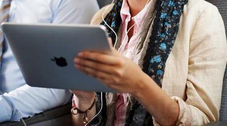 Qantas Airlines mette a disposizione iPad 2 per i film in streaming durante il volo