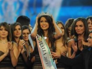 Miss Italia: Stefana Bivone, 18 anni, calabrese