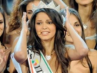 E' Stefania Bivone la Miss Italia 2011.