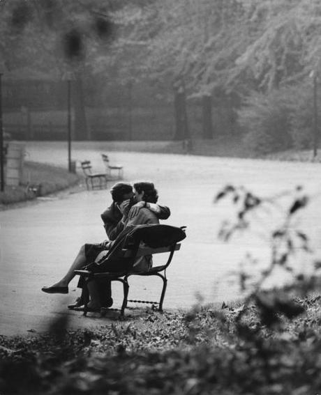 Milano, anni '50 02 Mario De Biasi: Dammi mille baci, Shots Gallery, Bergamo, dal 24 settembre al 12 novembre 2011