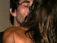 Elisabetta Canalis Hollywood baciato sconosciuto