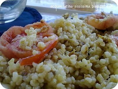 ...bulgur con patè di ventresca di tonno all'arancia e uova sode....