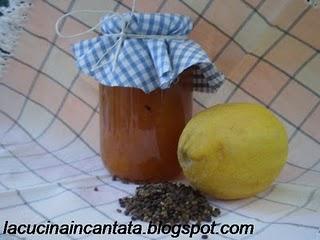 marmellata di pesche,cardamomo e scorze di limone...per i piu' difficili..