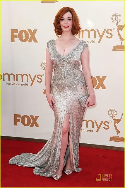 Emmy Awards 2011: Strappone sul red carpet