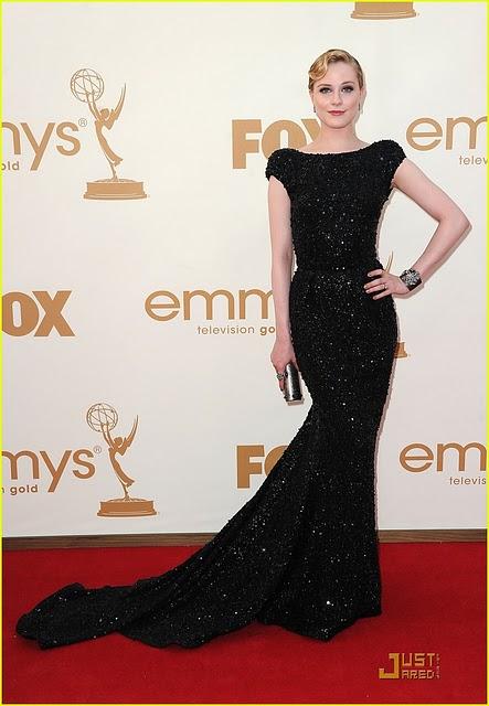 Emmy Awards 2011: Strappone sul red carpet