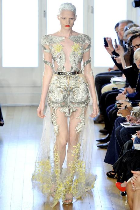 julien-macdonald-spring-2012