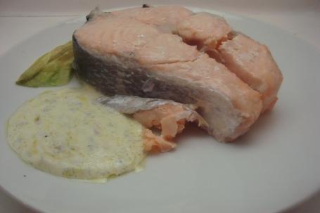 Salmone al vapore