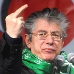 RACCOLTA FIRME PER SOLLEVARE UMBERTO BOSSI DALLA CARICA DI MINISTRO