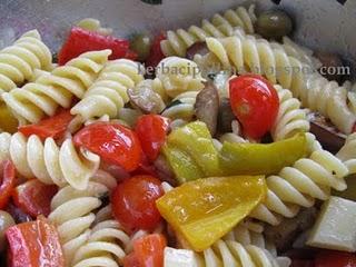 INSALATA DI PASTA