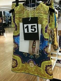 Anteprima backstage from D&G; p/e 2012 donna