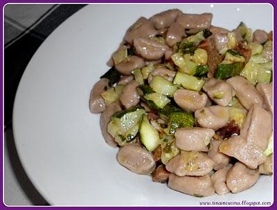 GNOCCHETTI DI CASTAGNE, ZUCCHINE E PANCETTA