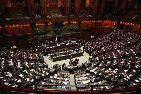 Il governo galleggia