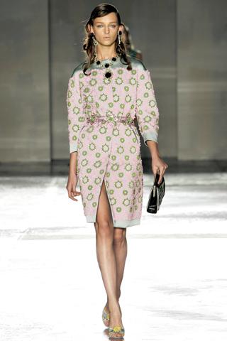 Milano Moda Donna: Prada P/E 2012
