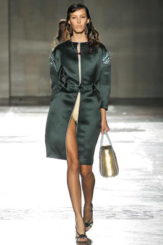 Milano Moda Donna: Prada P/E 2012