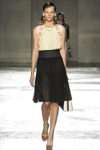 Milano Moda Donna: Prada P/E 2012