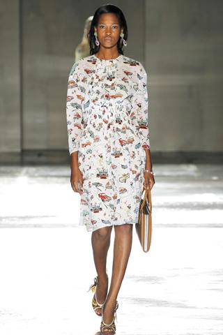 Milano Moda Donna: Prada P/E 2012