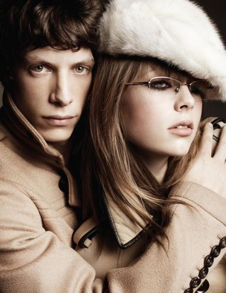 Scopri la nuova collezione BURBERRY NUDE