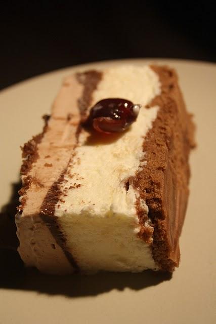 Semifreddo al cioccolato bianco cacao ed amarene  -Parfait with white chocolate and dark chocolate.